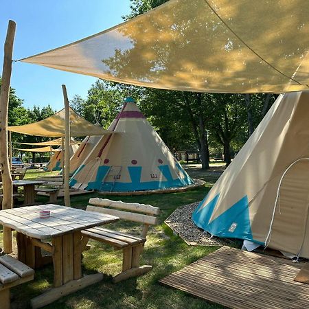 FalkenburgTipi Illinois公寓 外观 照片